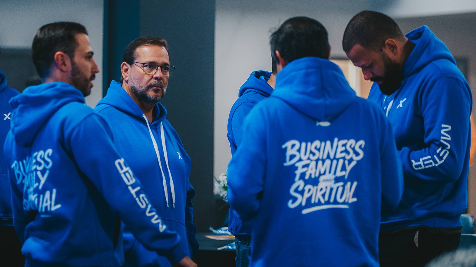 Grupo Business Family Spiritual reunido